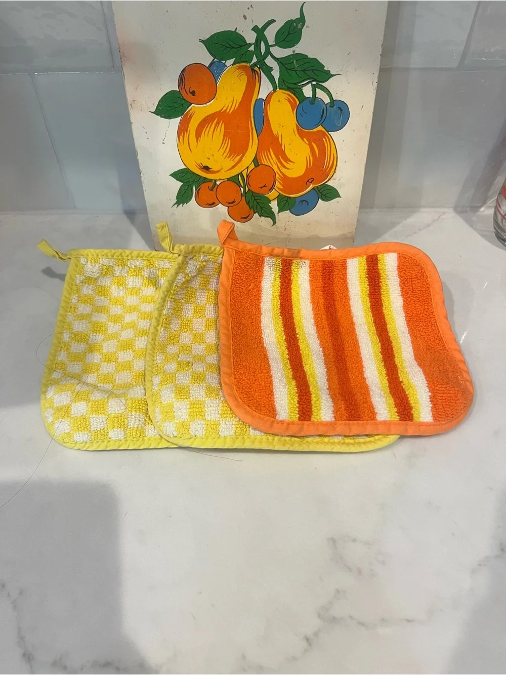 Vintage Cutting Board with Pot Holders